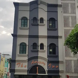 The Amazing 3* Singapore